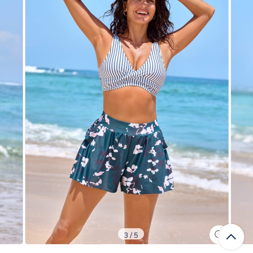 Floral Navy Women's Swim Shorts